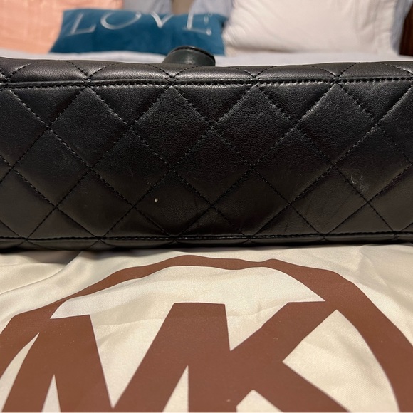 Michael Kors Bag - Picture 7 of 13